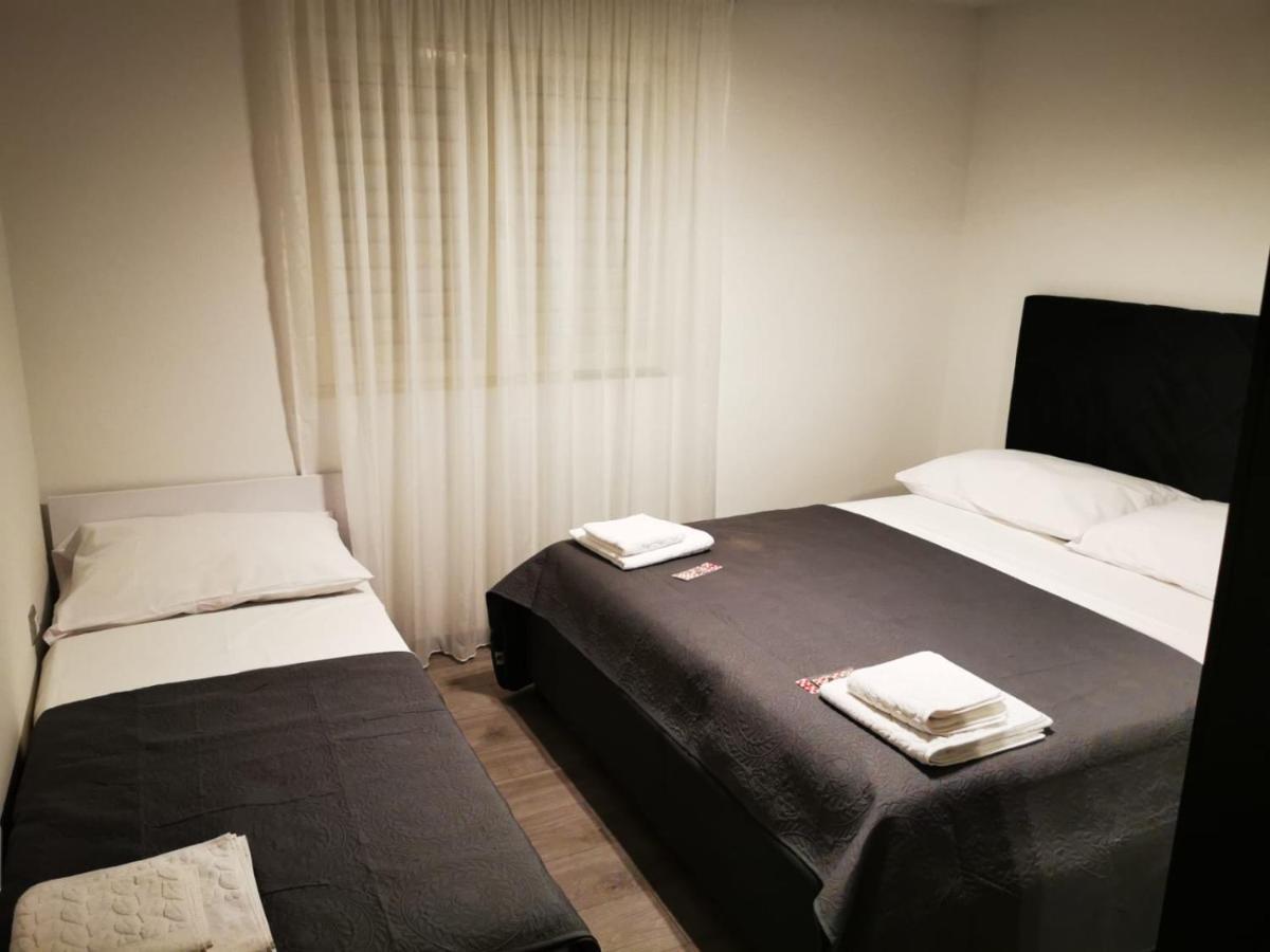 Apartment Vista אומיס מראה חיצוני תמונה